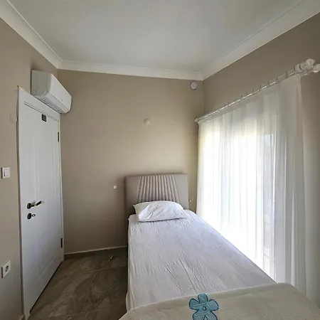 Luxurious Triplex 5-br W Pool, Access * Ayvalı