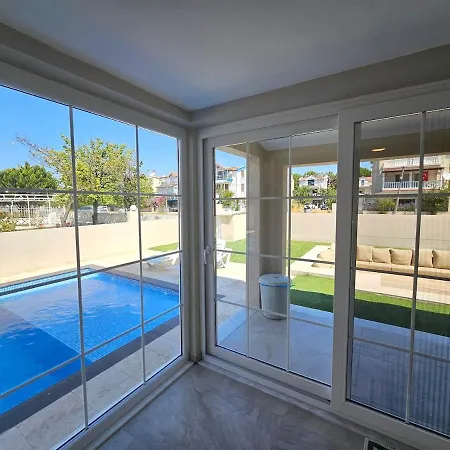 아파트 Luxurious Triplex 5-br W Pool, Access