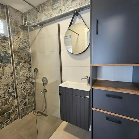 Luxurious Triplex 5-br W Pool, Access Ayvalı